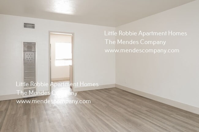 Photo - 1758 1/2 Robinson Avenue-