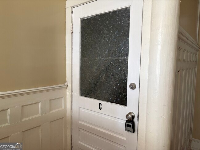 Photo - 836 E Henry St Unidad C