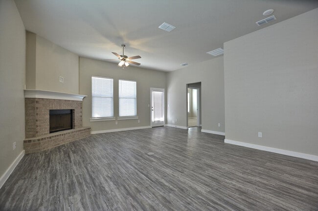 Photo - 1909 135th St