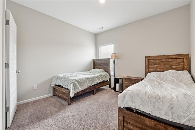 Photo - 334 Melody Ln