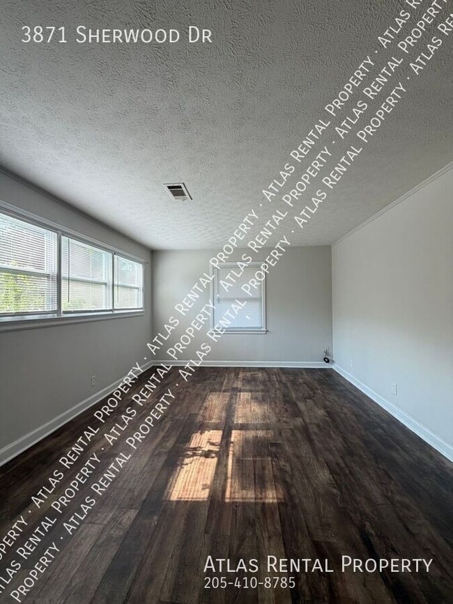 Photo - 3871 Sherwood Dr