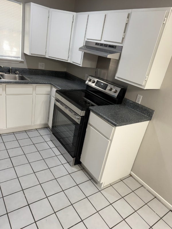 Photo - 927 W Formosa Blvd Apartment Unit 1