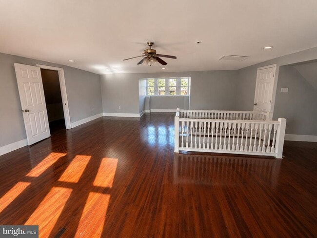 Photo - 5149 N Camac St