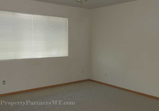 Photo - *** Very Nice Apartment - 3Bed 2Bath ***