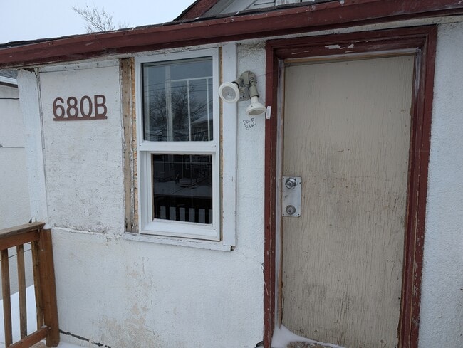 Building Photo - 680 B Aberdeen Ave