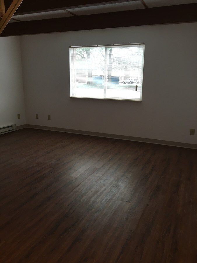 Photo - 15556 OH-691 Unit 53