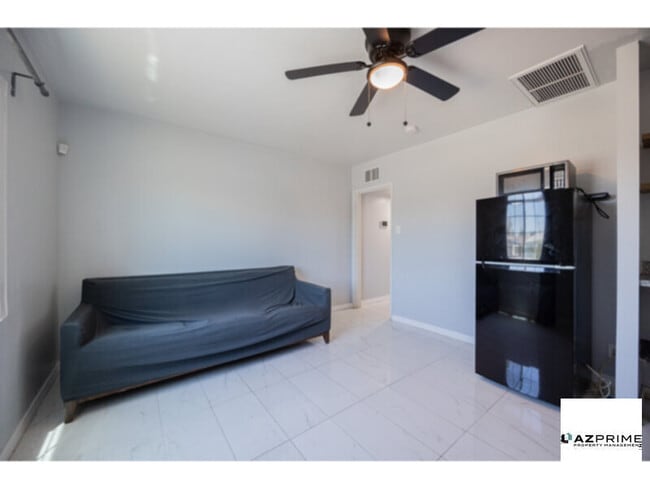 Photo - Charming 2/1 Phoenix Duplex Unit -  Central Location &amp; Modern Comforts!