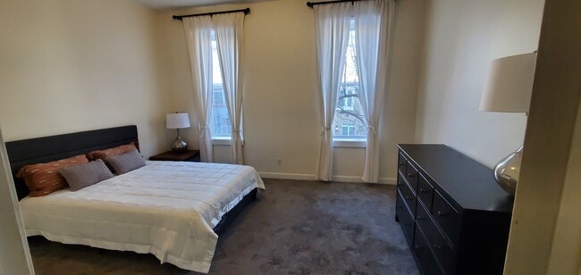 Photo - 1620 N Calvert St