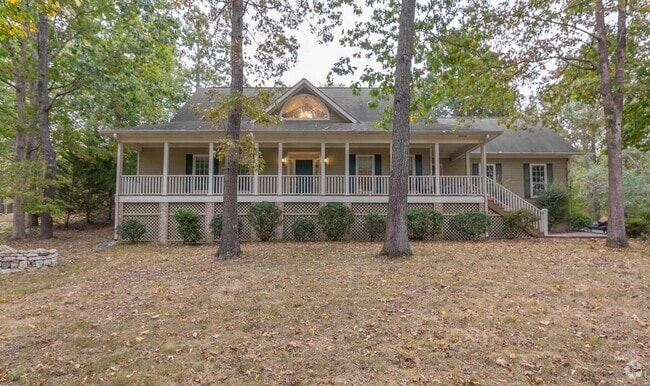 Building Photo - 205 Hidden Trace Dr Rental