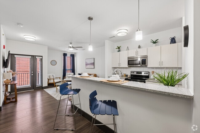 Webber 1BR, 1BA - 759SF - Kitchen