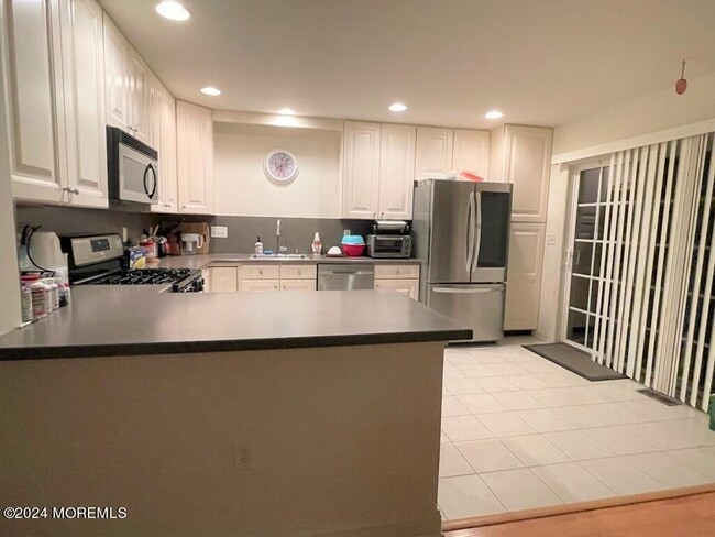 Photo - 73 Ironwood Ct