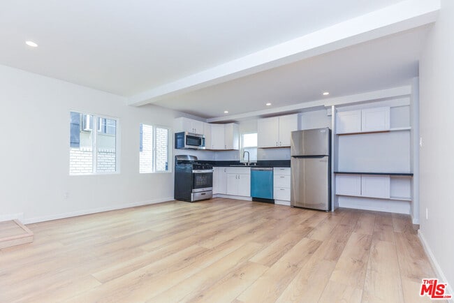 Photo - 1855 Euclid St Unidad 1851B