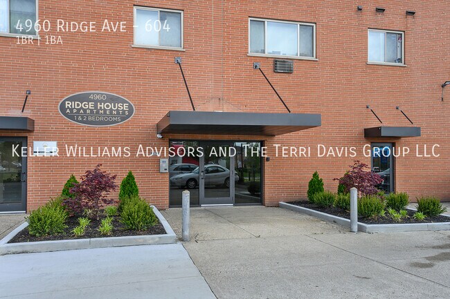 Building Photo - 4960 Ridge Ave Unit 604