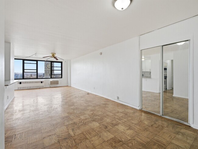 Photo - 10 Huron Ave Unidad 14F