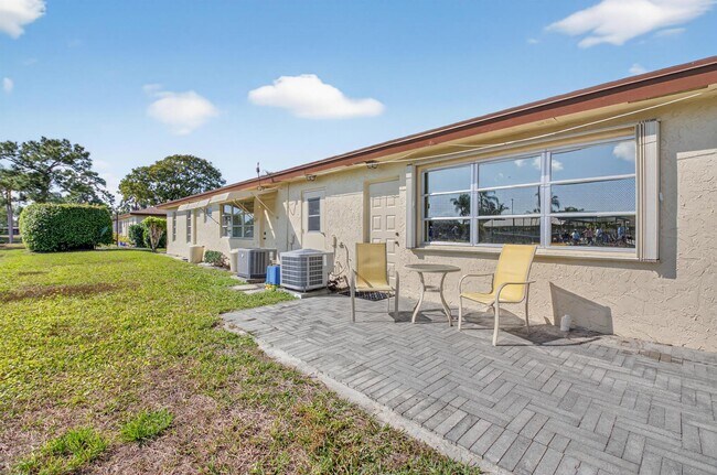 Photo - 5280 Nesting Way