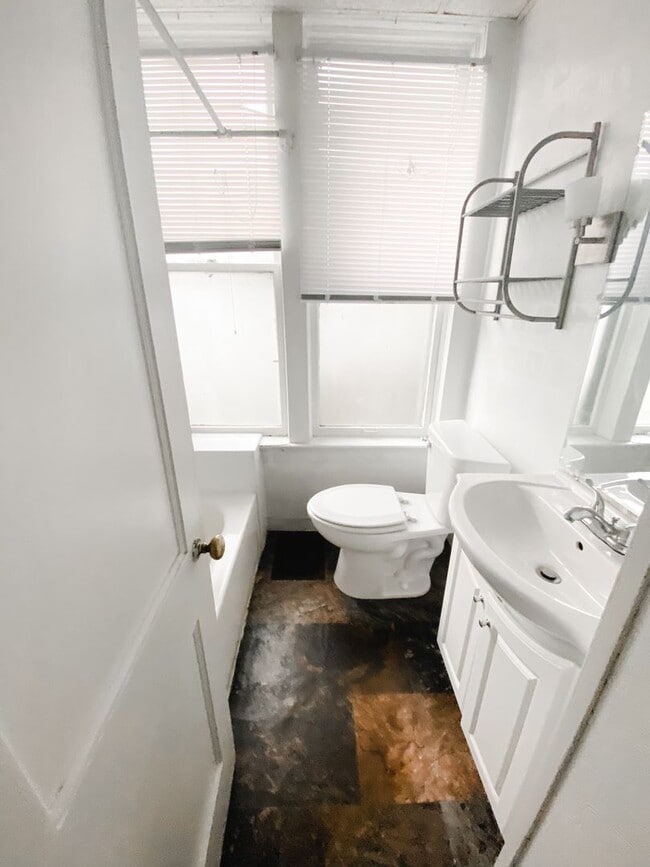 Photo - 617 Evergreen St Unit 617 Evergreen St