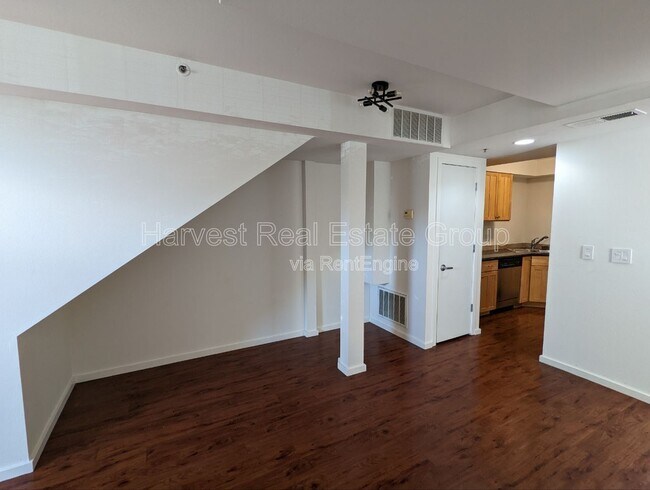 Photo - 426 27th St Unit 101b