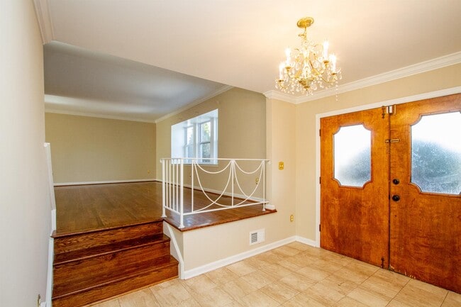 Photo - 13308 Fort Washington Rd