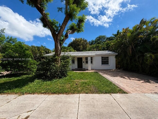 Building Photo - 6466 SW 14th St