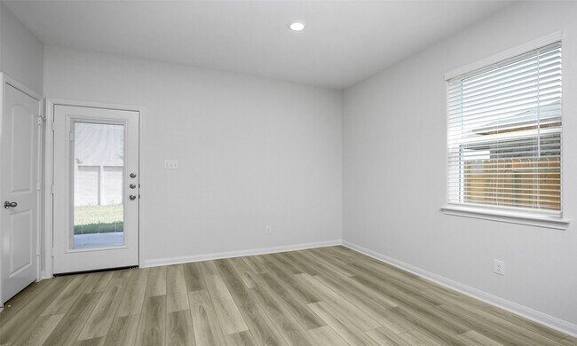 Photo - 416 Lone Rider Dr