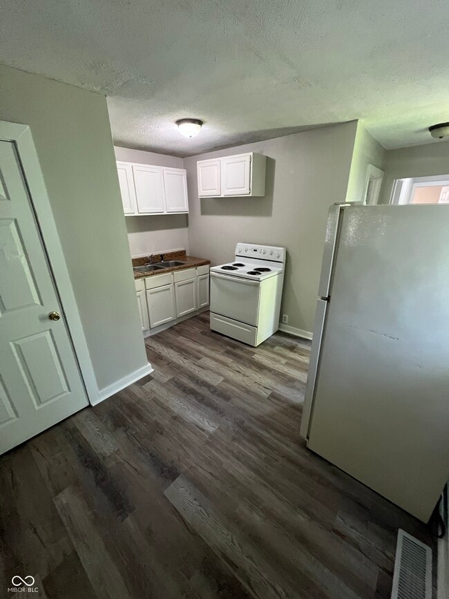 Photo - 2722 N Olney St