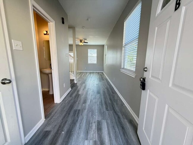 Photo - 6427 Waldron Dr