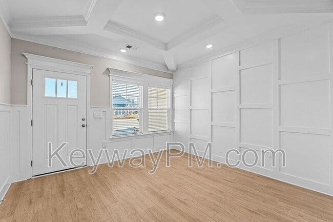 Photo - 3205 Venetian Dr