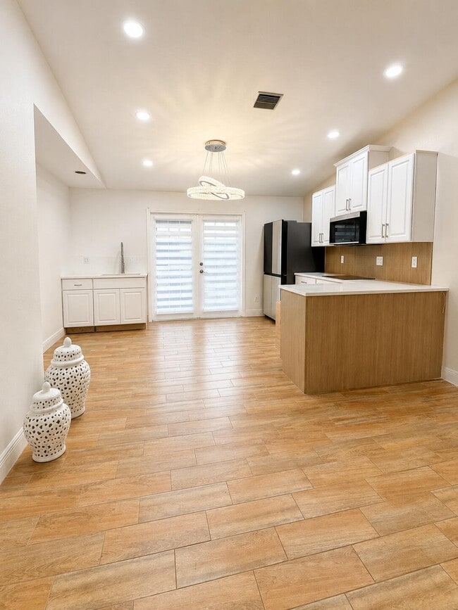 Photo - 1716 Pierce Dr