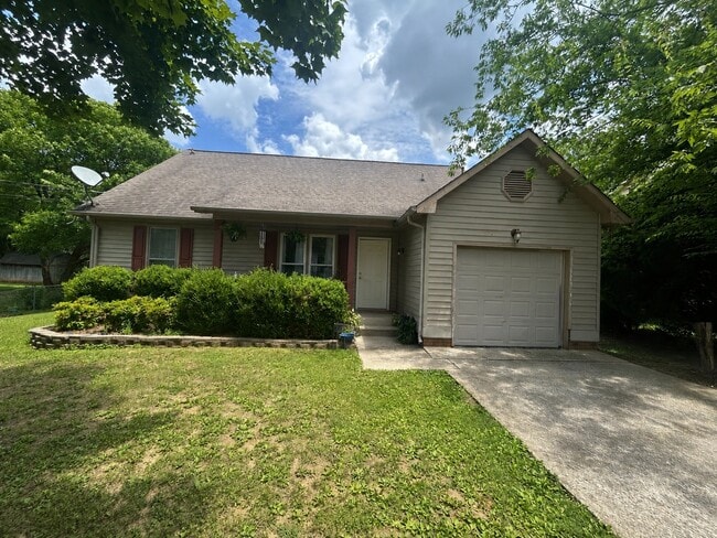 Building Photo - 3409 Minor Dr