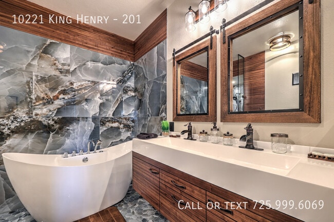 Photo - 10221 King Henry Ave Unit 201