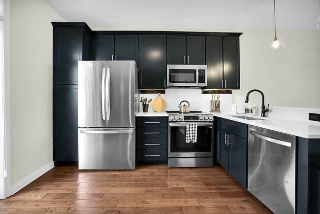 Photo - 509 Lewis St