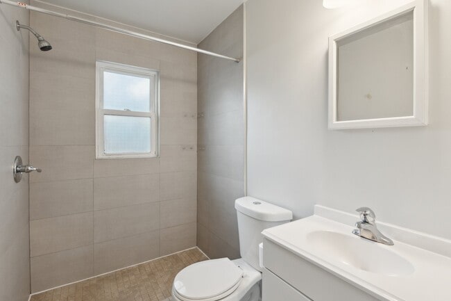 Photo - 7510 Girard Ave