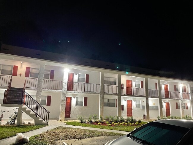 Photo - 10120 NW 36 St Coral Springs, FL 33065