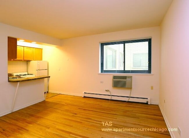 Photo - 540 W Roscoe St Unit 486