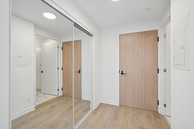 Photo - 35 Parliament St