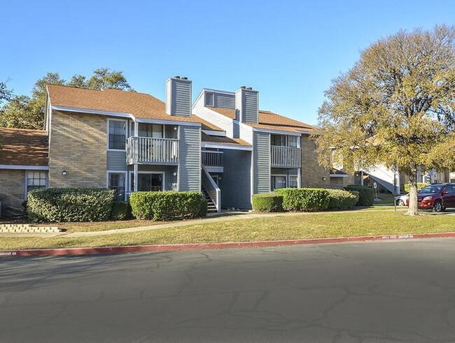 Photo - 2626 Thousand Oaks Dr Condo Unit c3