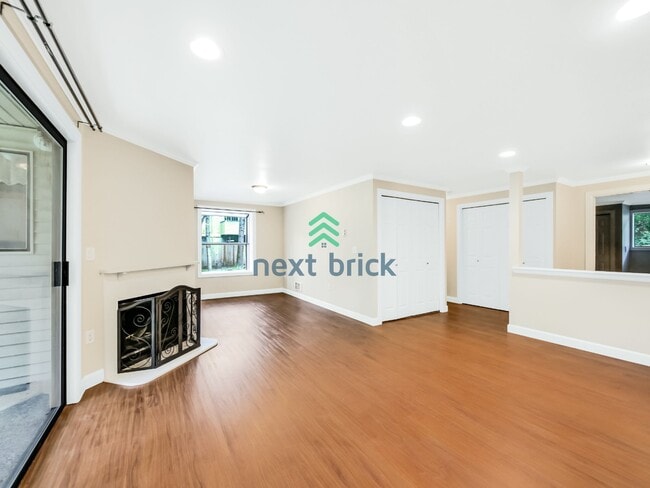 Photo - Gorgeous 2 Bed 1.5 Bath Condo for Rent!