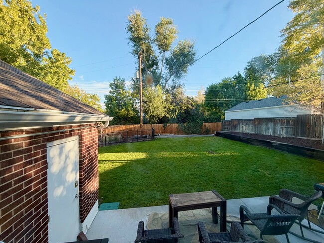 Photo - 1255 Logan Ave S
