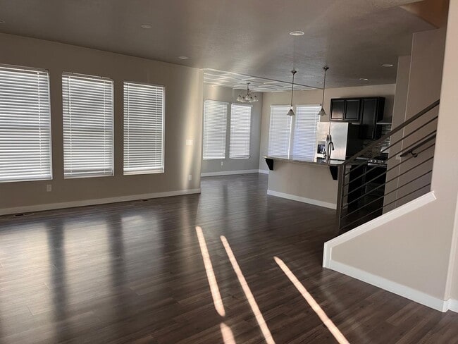 Photo - Beautiful Daybreak home for rent!