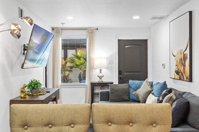 Photo - 2620 Arbor St Unit FL1-ID1257715P