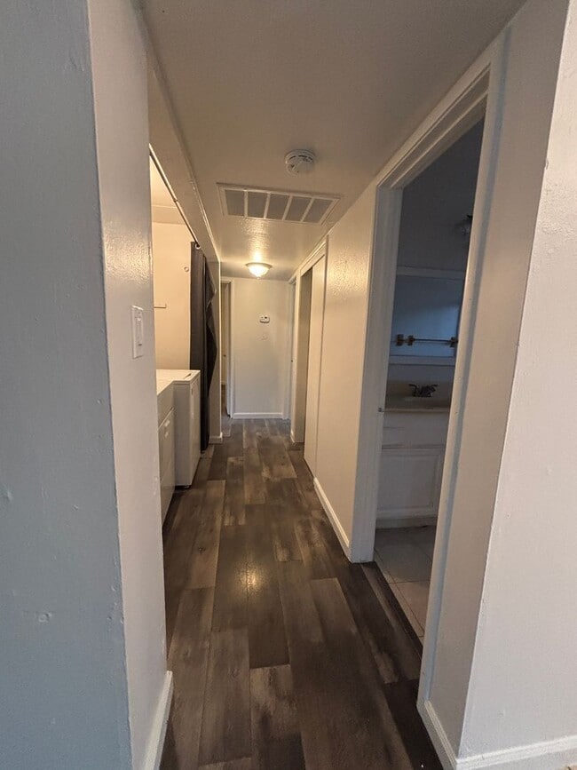 Photo - East Roseville, Sierra Gardens 3 Bedroom, 2 Bathroom, 2 Car Garage, Oversized Driveway, Culde-sac...