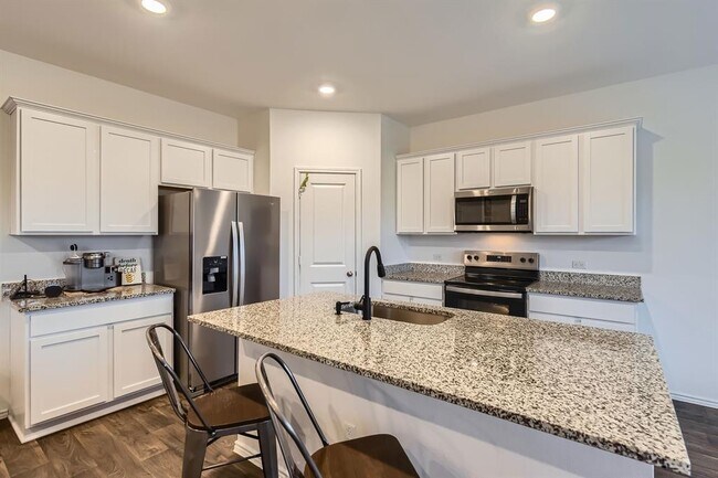 Photo - 18517 Cremello Dr