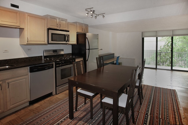 Building Photo - 2201 L St NW Unit 416