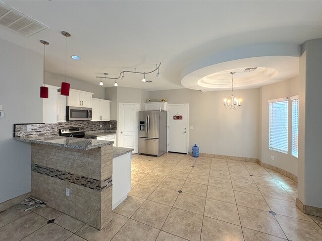 Photo - 2048 E Heartwood Ln