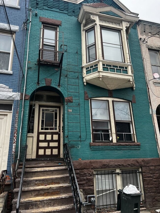 Building Photo - 159 Lark St Unit 1