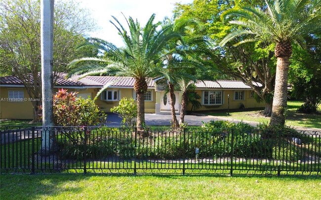 Building Photo - 6282 SW 133rd St Rental