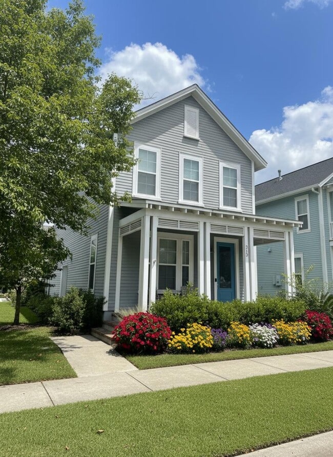 Photo - 313 Oak Bend St