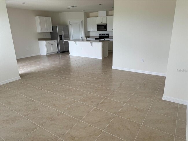 Photo - 240 Taylor Grvs St