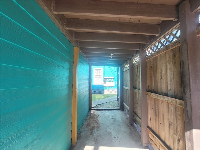 Photo - 1707 Market St