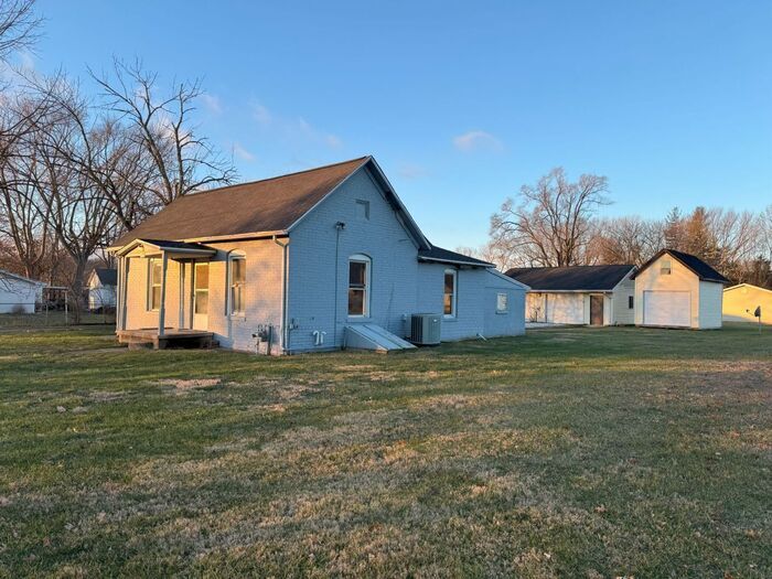 2 Bedroom House in Clinton, IN - 2 Bedroom House in Clinton, IN